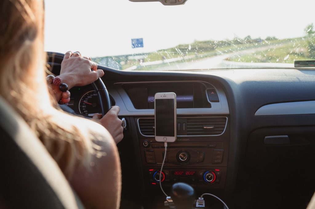 How to Use a Handbrake: Beginner Driver's Guide – Go Girl