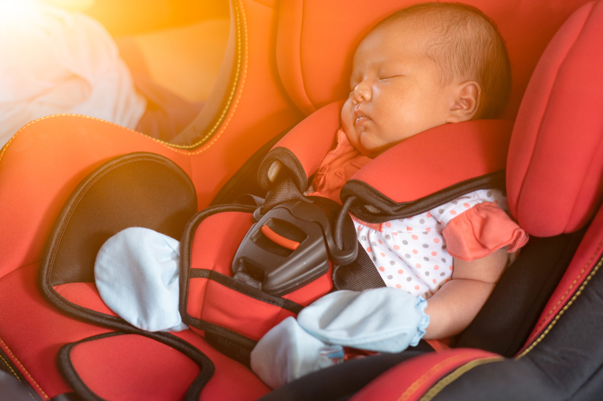 hospital newborn in car seat correctly