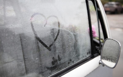 How to Stop Condensation & Ice Inside Car Windows