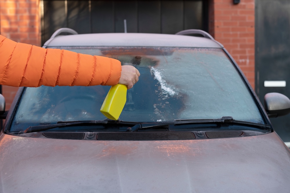 de-icing car